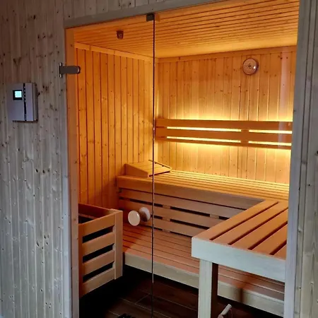 Semesterbostad Luxus-blockhausparadies Eveningwood Im Spessart By Interhome